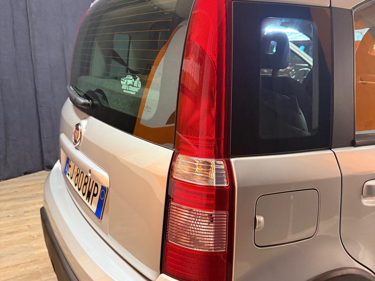 FANTASTICA FIAT PANDA 4x4 CON SOLI 45.840 KM IN CONDIZIONI DA VETRINA