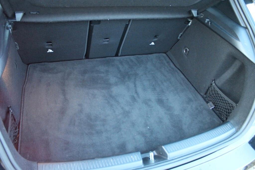 MERCEDES Classe A 180 d Aut. *Tetto *Luci Ambiente