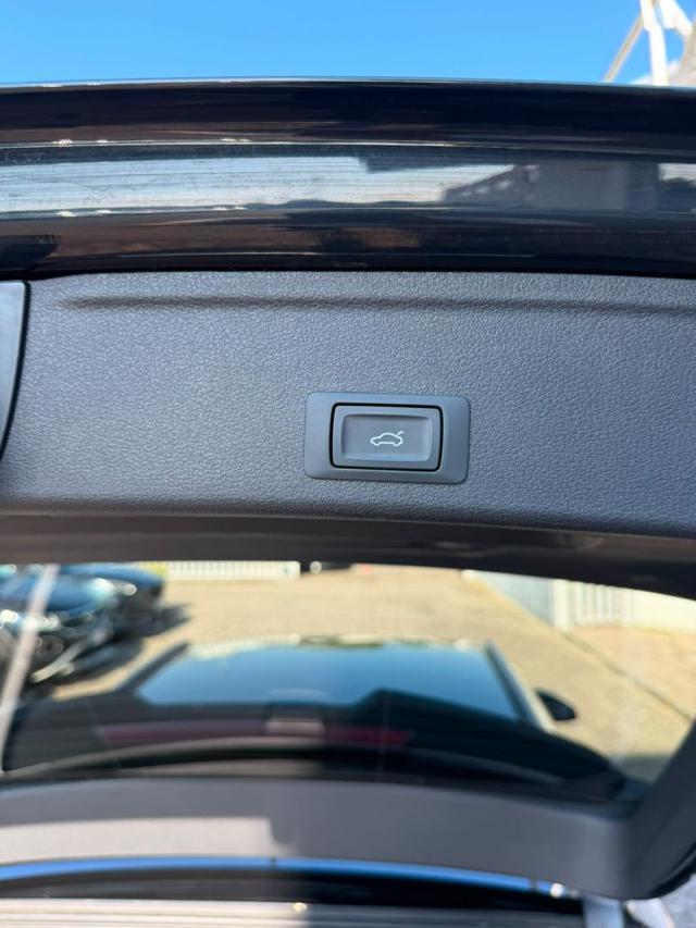 AUDI A4 Avant 35 TDI/163 CV S line edition FARI MATRIX