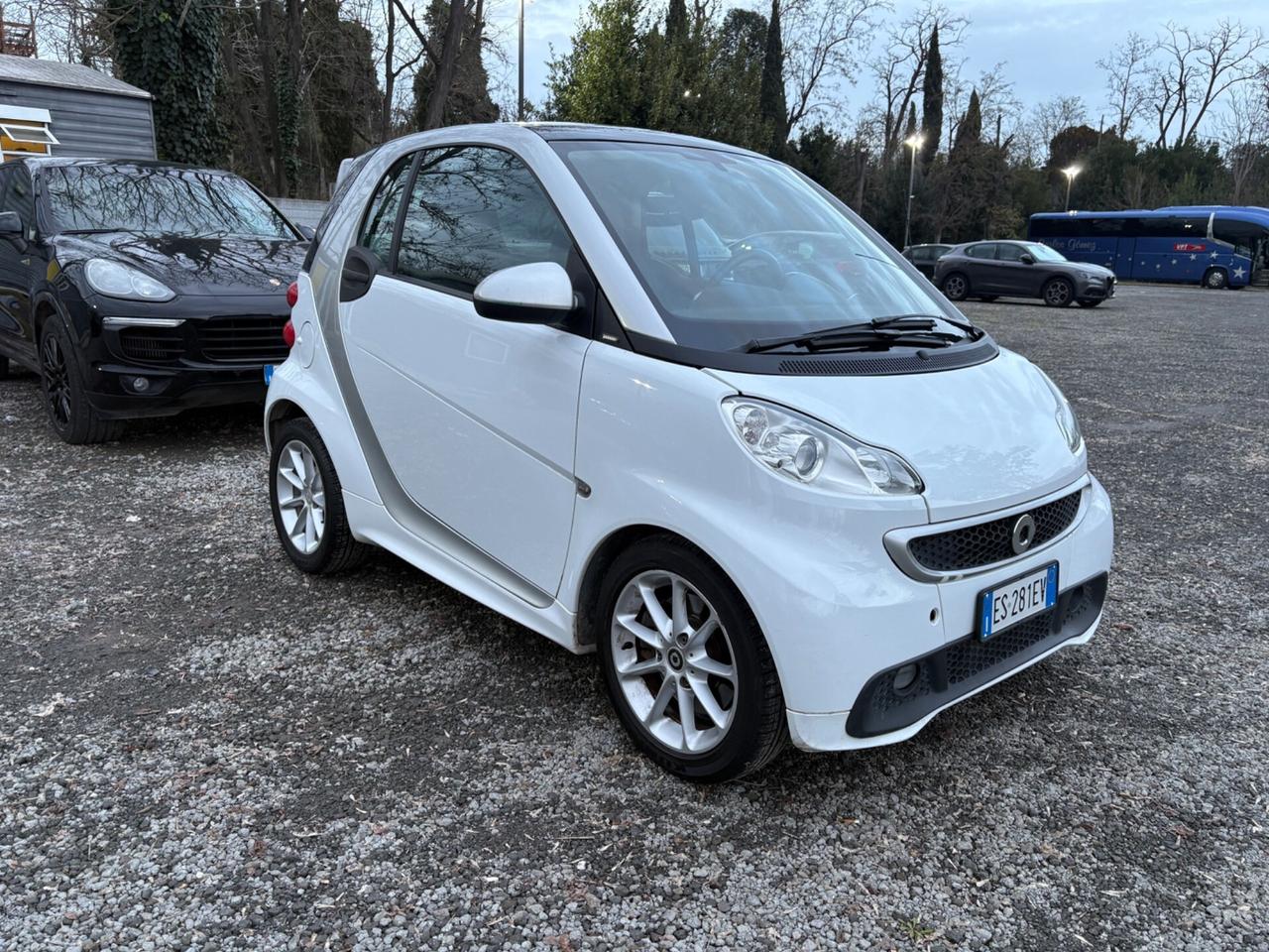 Smart ForTwo 1000 52 kW MHD coupé passion