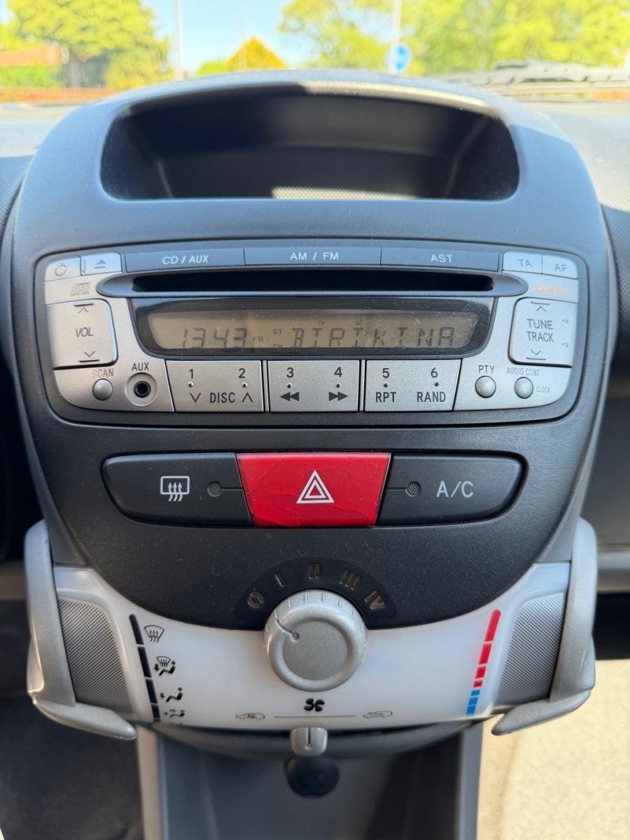 TOYOTA - Aygo - 12V VVT-i 5 porte Sol #UNICOPROPRIETARIO