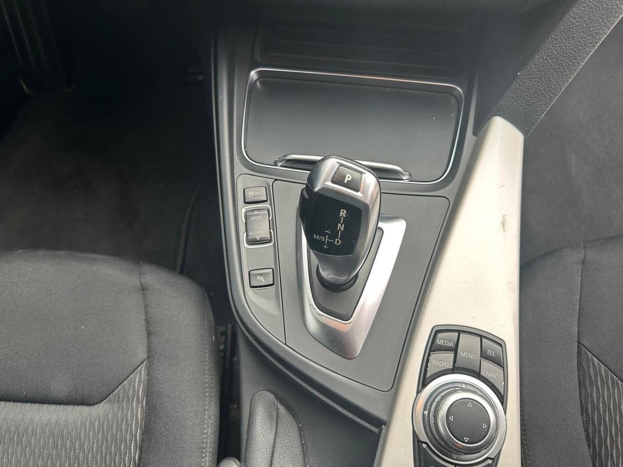Bmw 320 320d xDrive Touring Sport
