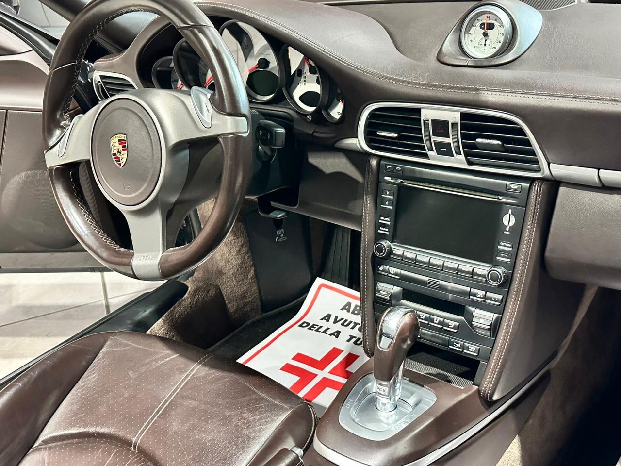 Porsche 911 Carrera 4 Cabriolet
