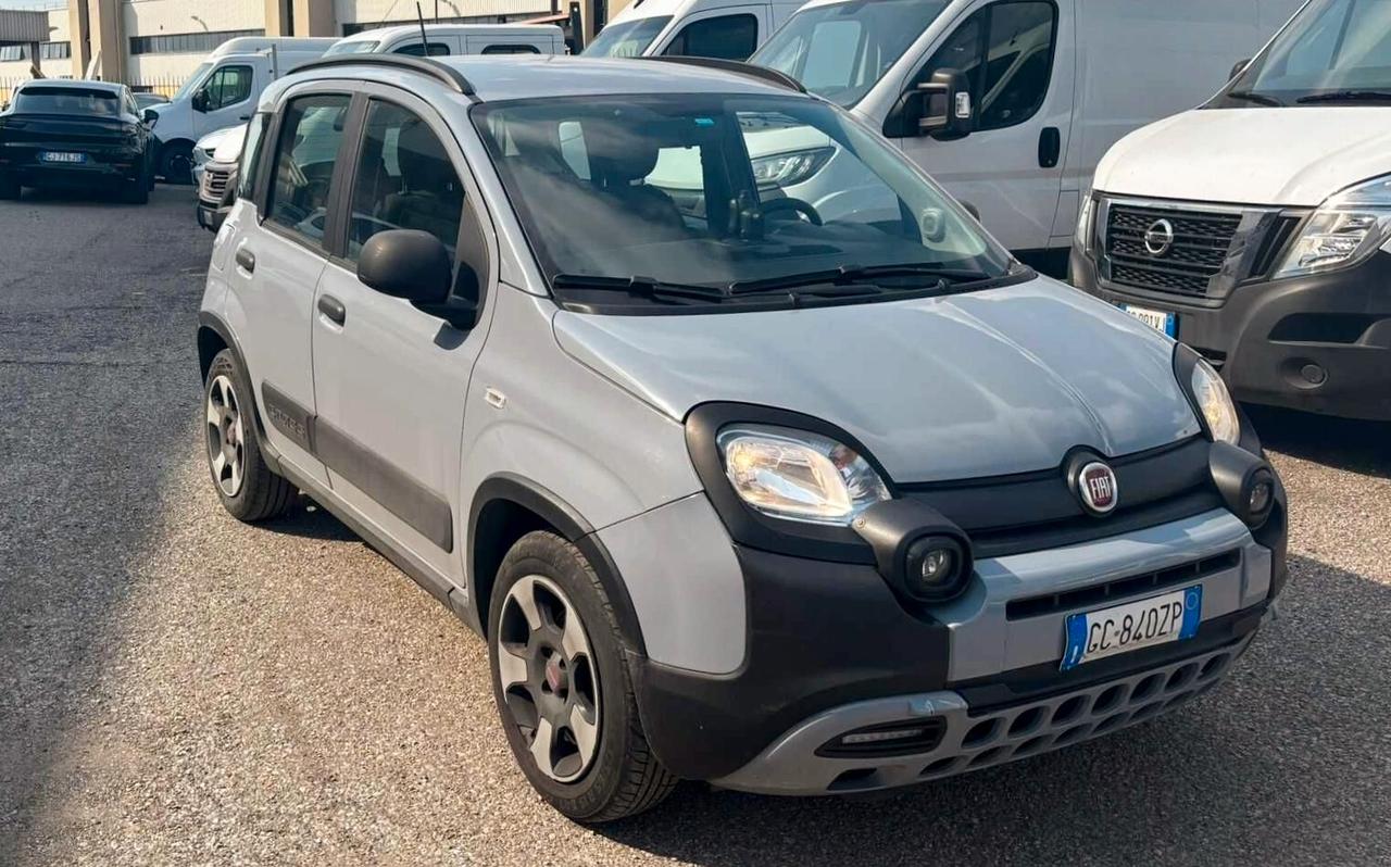 Fiat Panda 1.0 FireFly S&S Hybrid City Cross