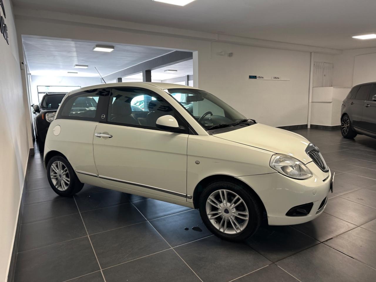 LANCIA YPSILON 1.4 GPL ECOCHIC 77CV NEOPATENTATI