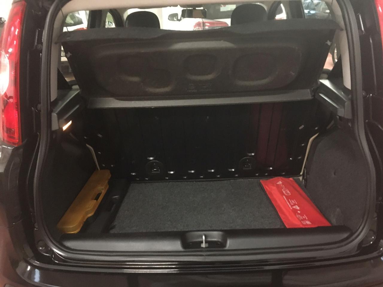 FIAT PANDA serie 4 METANO -NATURAL POWER 900 CV 85Per NEOPATENTATI Garanzia 12 mesi
