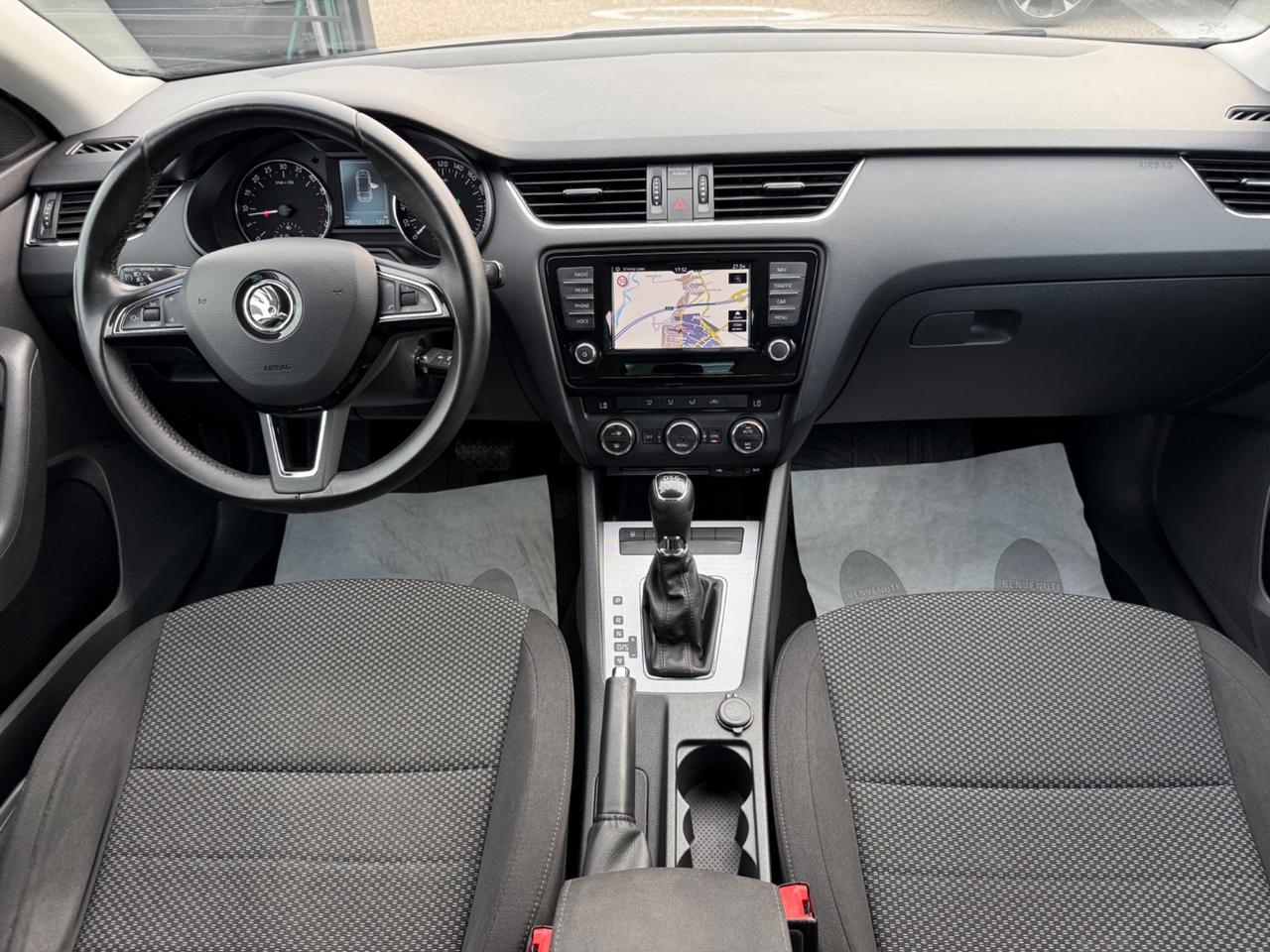 Skoda Octavia 1.6 TDI CR 110 CV DSG Wagon Style