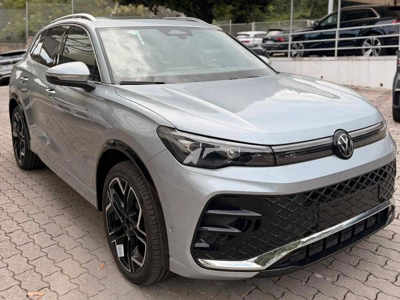 Volkswagen Tiguan 1.5 eTSI 150 CV ACT DSG R-Line Plus
