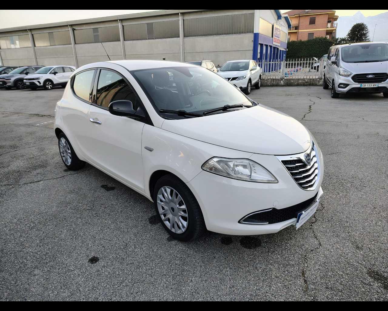 LANCIA Ypsilon III 2011 - Ypsilon 1.2 8v Gold 69cv