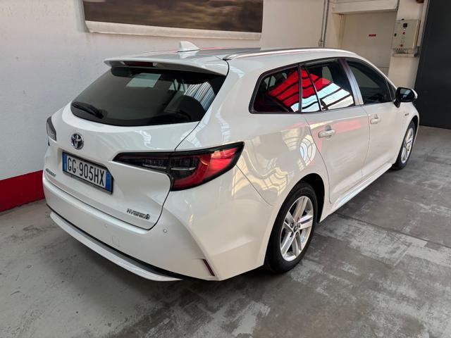 TOYOTA Corolla Touring Sports 1.8 Hybrid Business