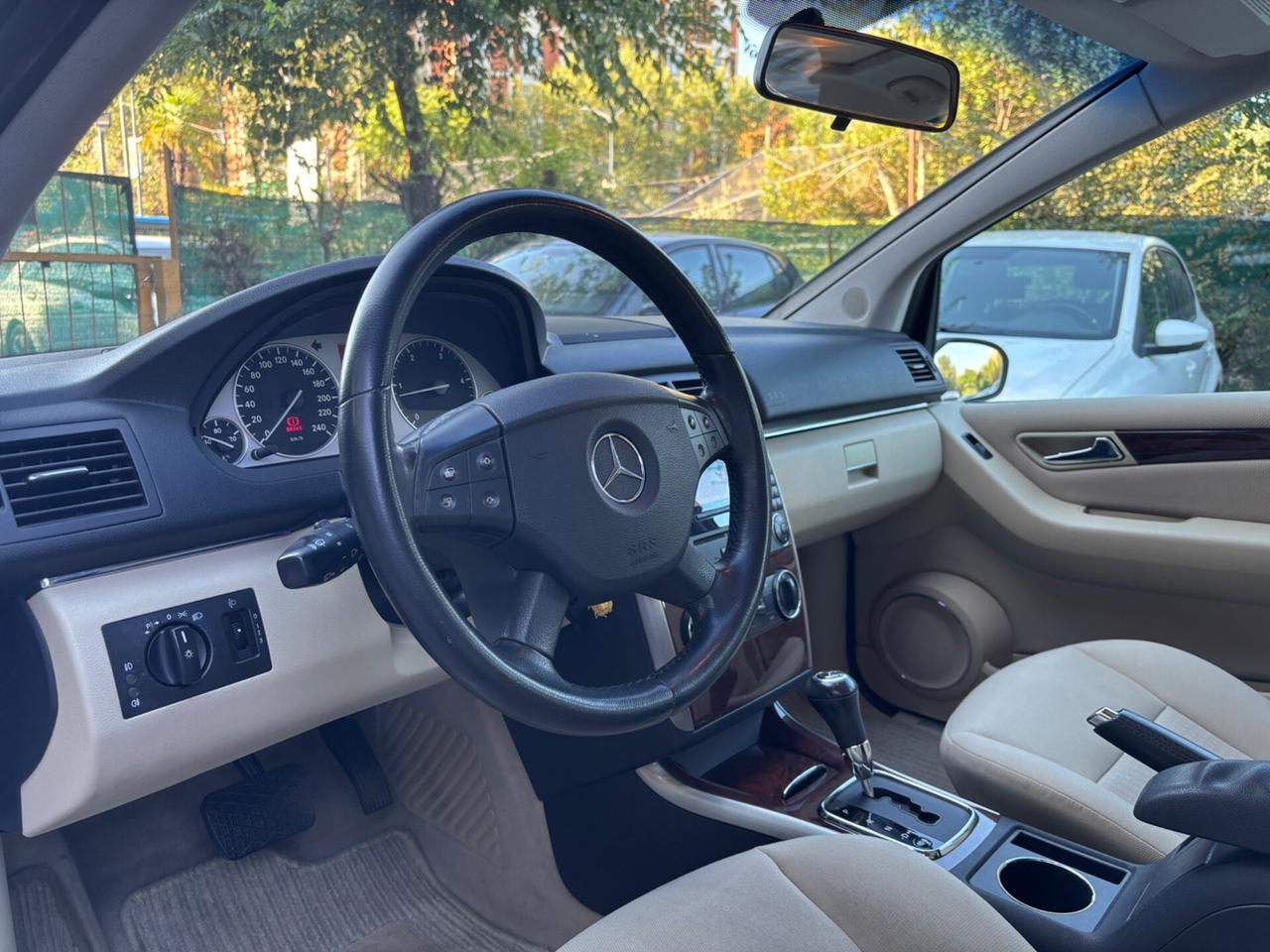 Mercedes-benz B 200 CDI AUTOMATICA