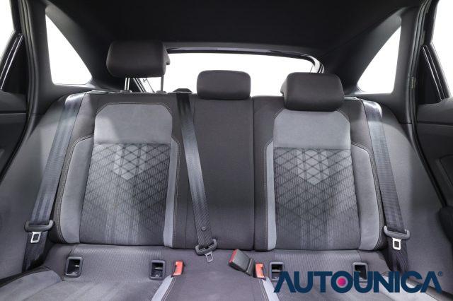 VOLKSWAGEN Taigo 1.0 TSI 110 CV DSG R-LINE FARI LED TETTO APRIBILE
