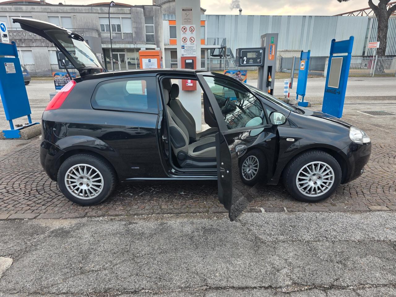 Fiat Grande Punto 1.3 MJT 75 CV 3 porte Speed con 178.000km0