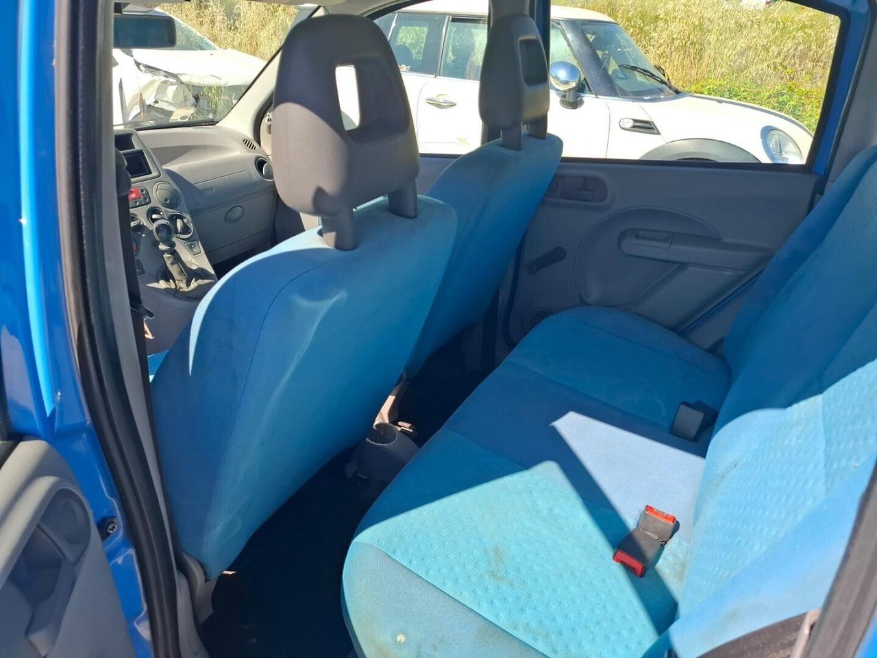 FIAT PANDA 1.2 BENZINA SINISTRATA MARCIANTE