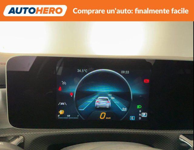 MERCEDES-BENZ CLA 180 d Automatic Premium