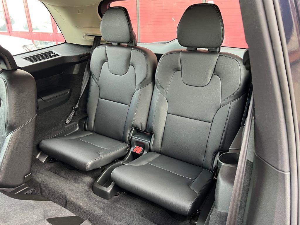 Volvo XC90 D5 AWD Geartronic 7 posti Momentum
