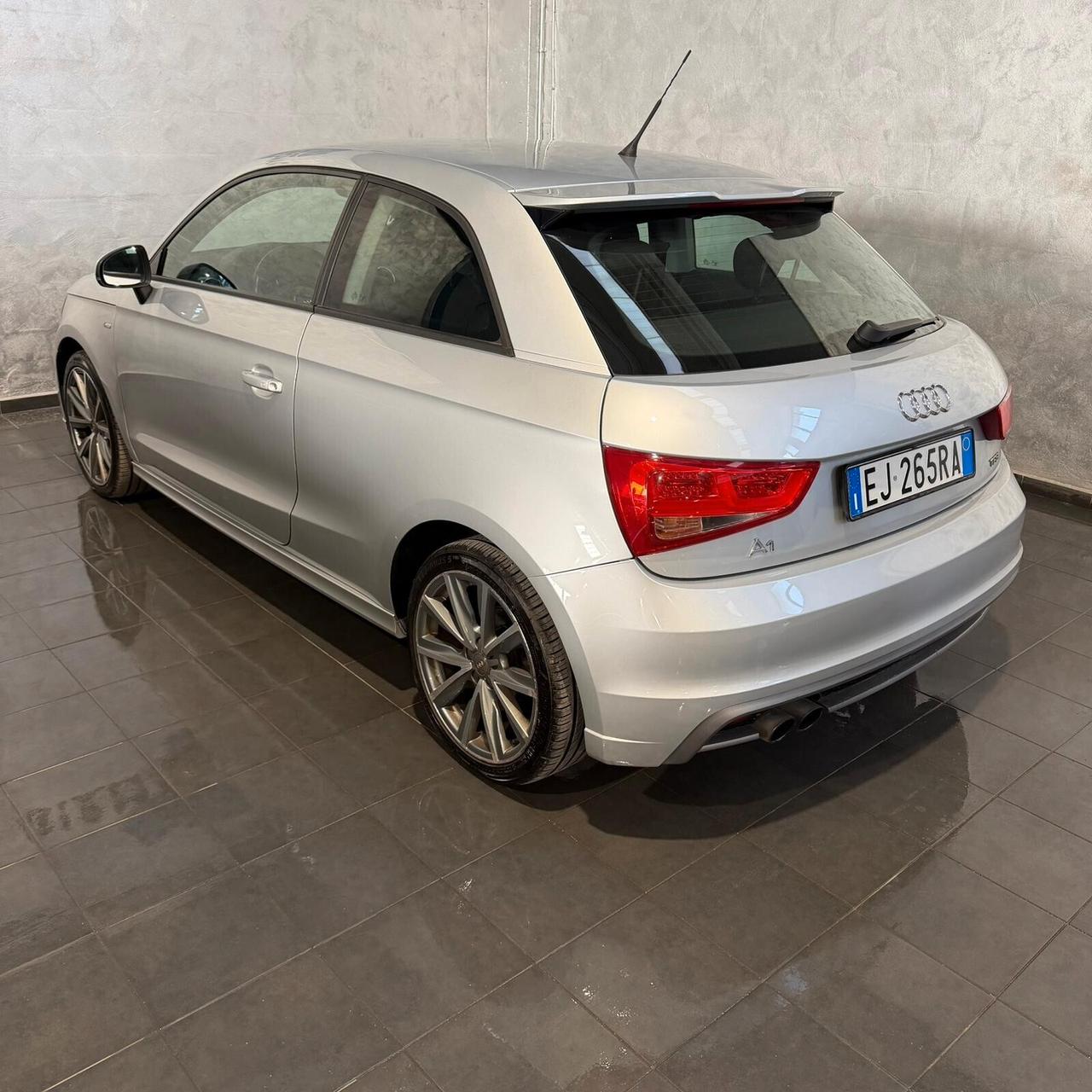 Audi A1 1.4 TFSI S-LINE