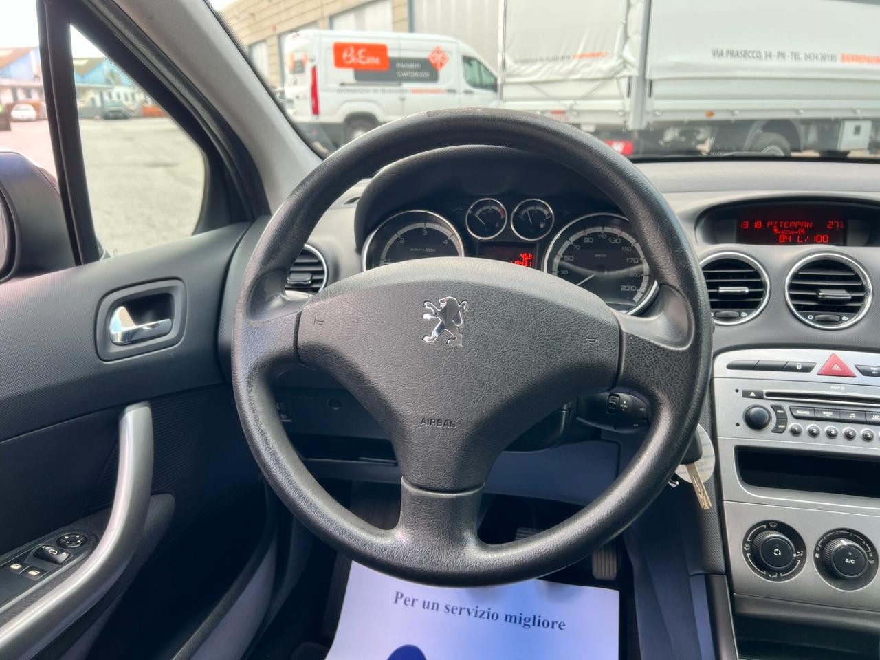 Peugeot 308 1.6 HDi 90CV FAP 5p. Premium