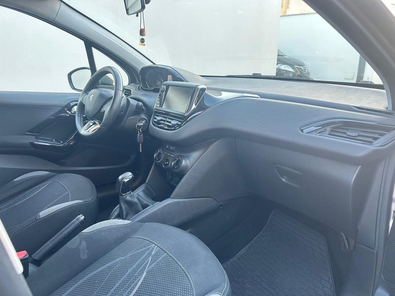 Peugeot 208 1.4 VTi 95 Cv GPL - 2014*Problemi al MOTORE