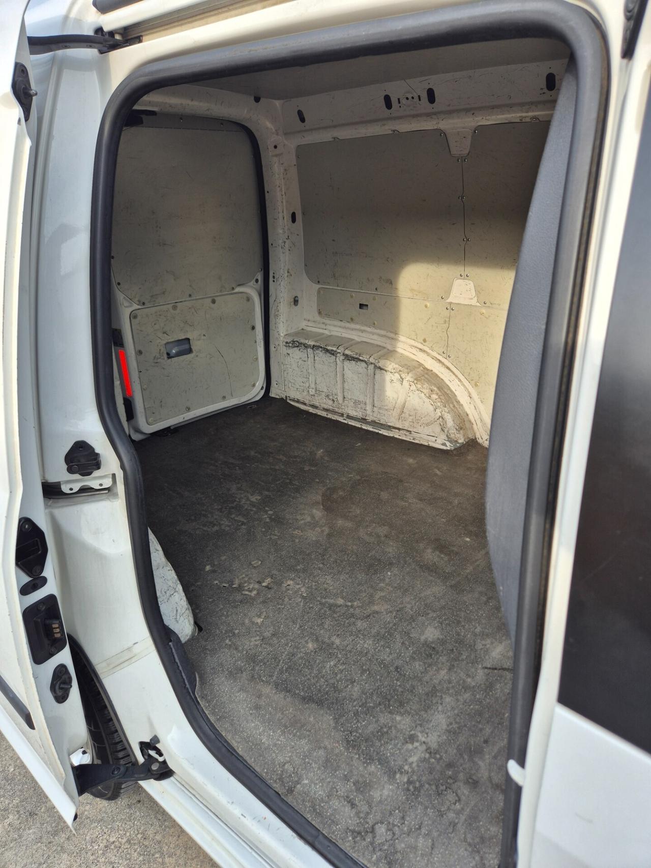 Volkswagen Caddy 1.6 TDI 102 CV 4p. Van