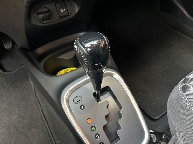 Toyota Yaris 1.5 hybrid Active