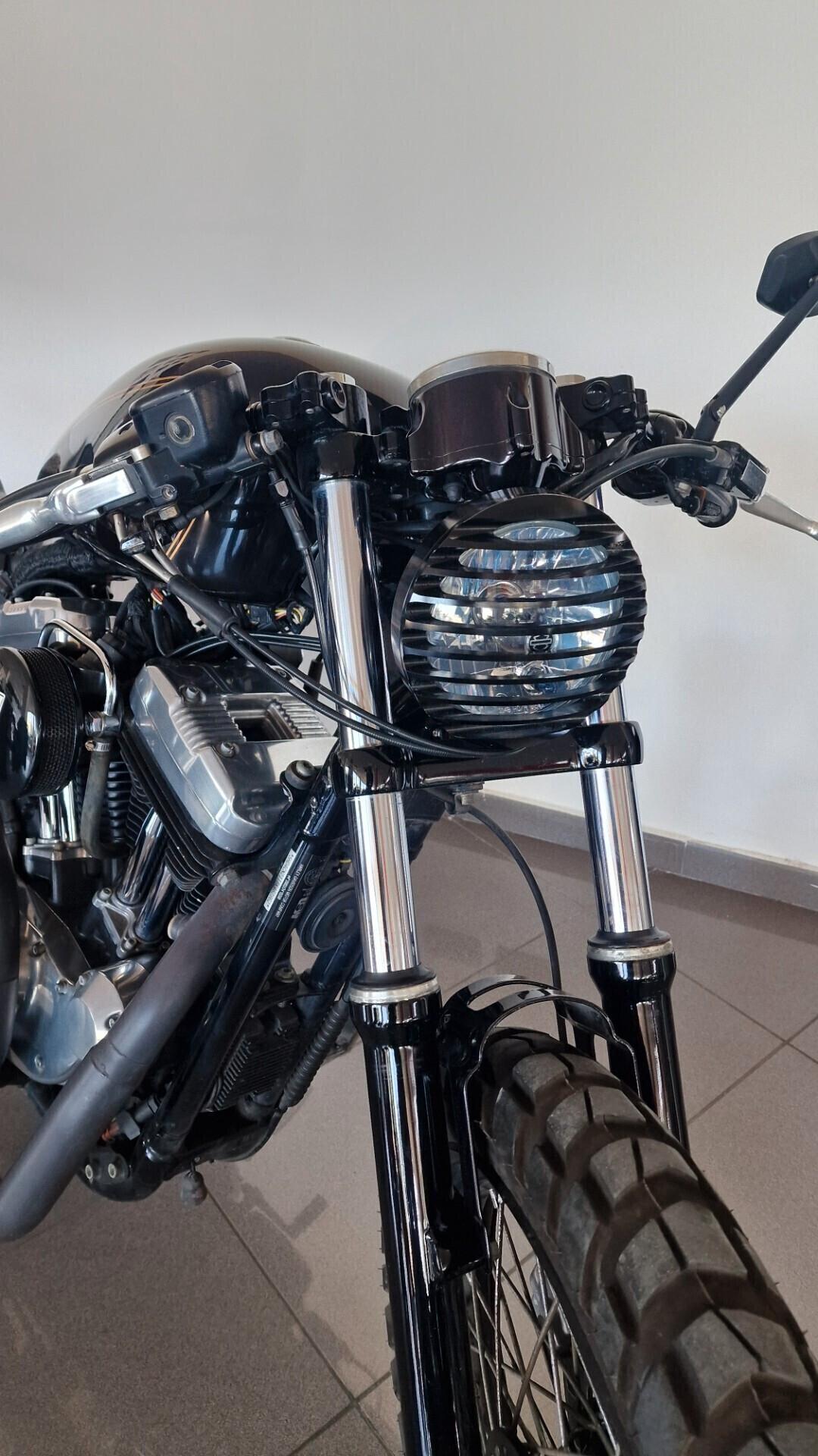 Harley-Davidson XL 883 CAFE' RACER