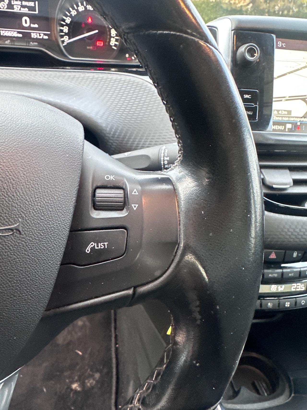 Peugeot 208 PureTech 82 5 porte Allure solo 150mila km