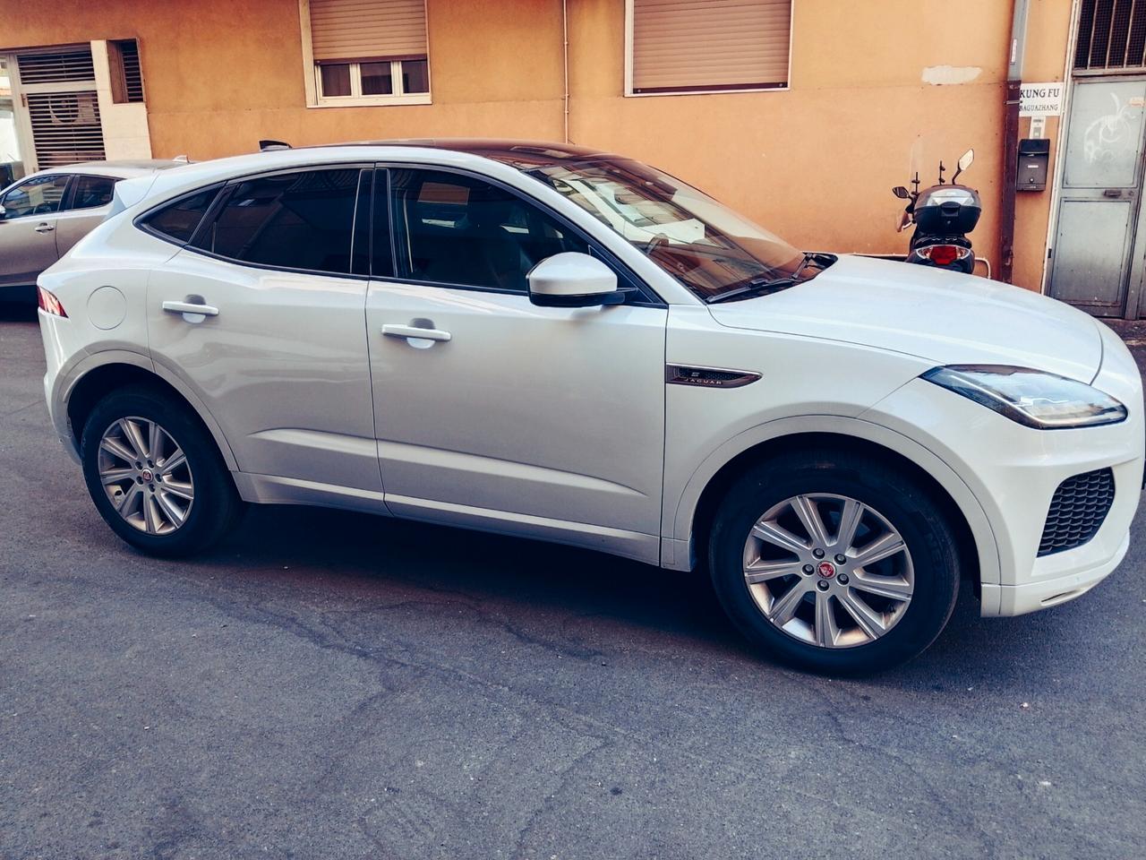 Jaguar E-Pace 2.0D 150 CV AWD aut. R-Dynamic HSE