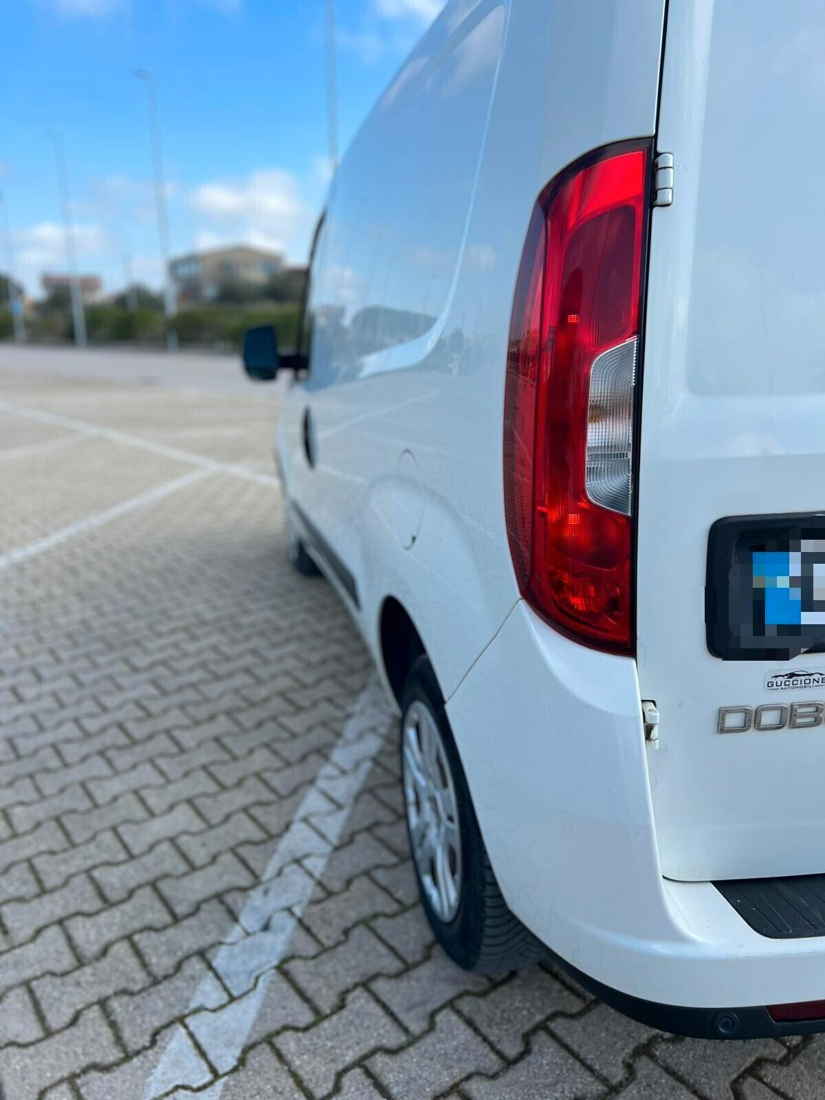 Fiat Doblo 3 posti