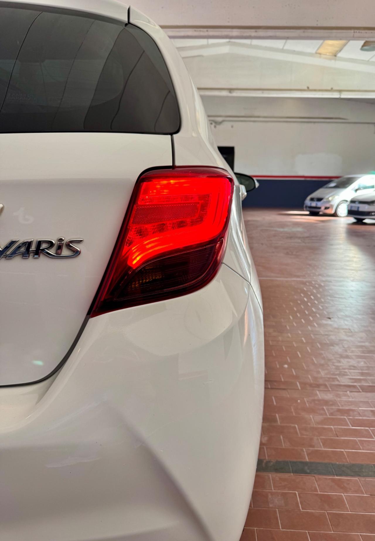 Toyota Yaris 1.3 5 porte Lounge