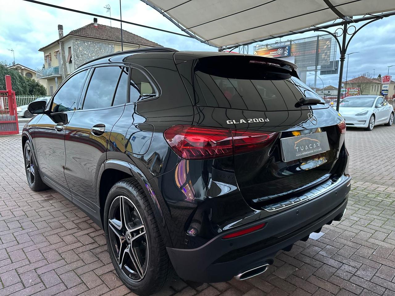 Mercedes-Benz GLA 200 D AMG Line Premium Plu #9169