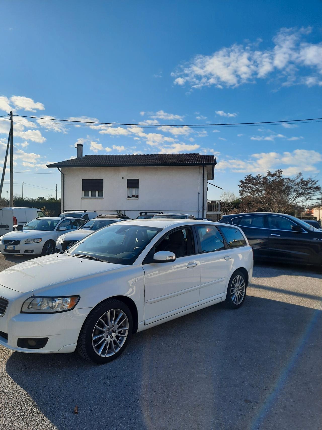 Volvo V50 1.6 D cat Momentum OK NEOPATENTATI