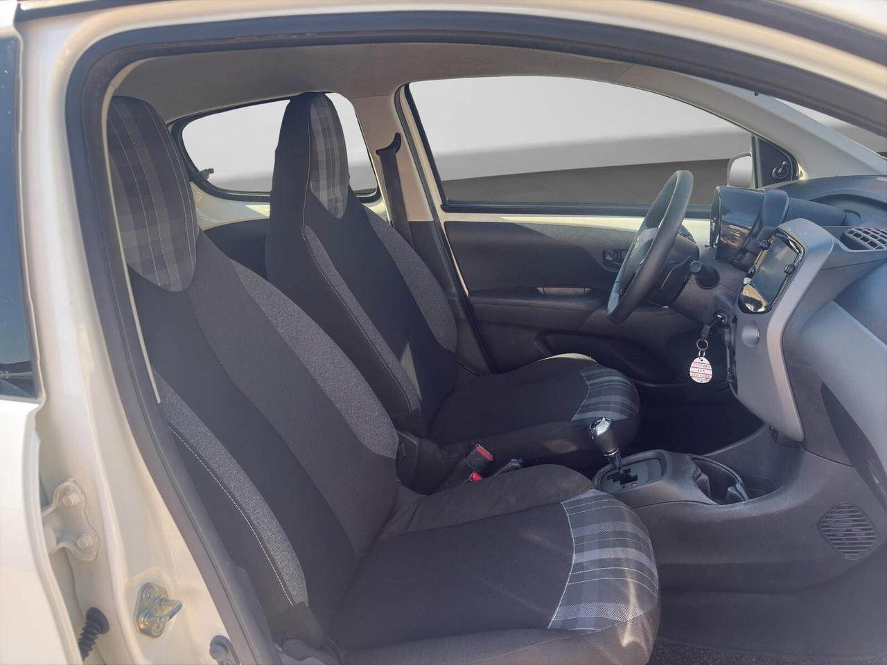 Peugeot 108 1.0 VTi 72 5p. AUT. Active NEOPATENTATI
