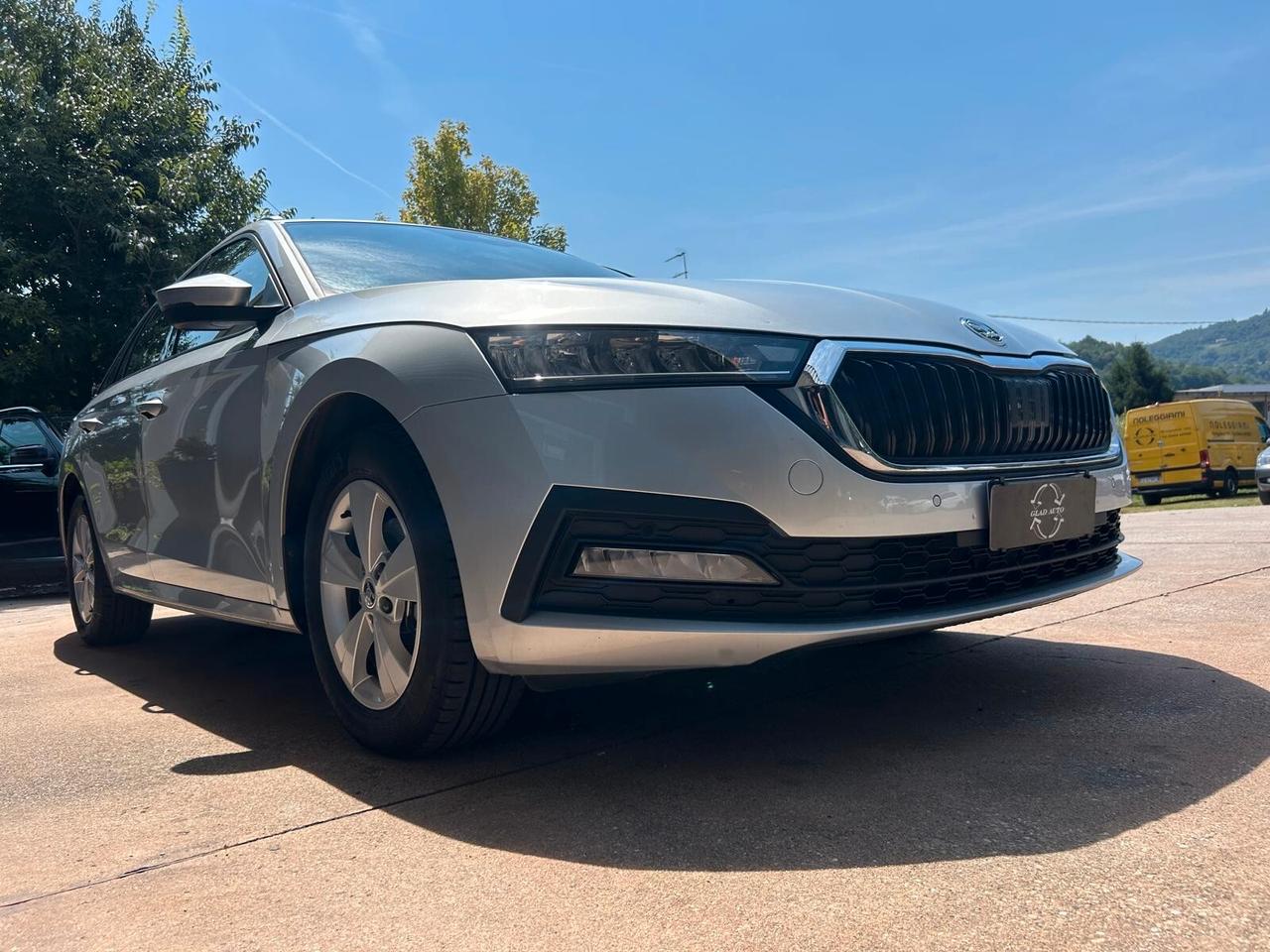 Skoda Octavia 2.0 TDI EVO SCR DSG Wagon Ambition