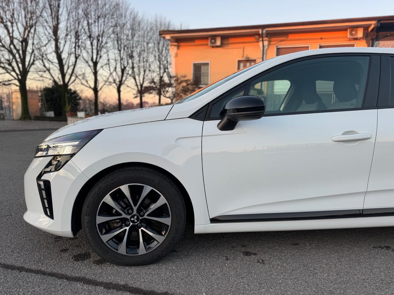 Mitsubishi Colt 1.0L turbo 90 CV Invite