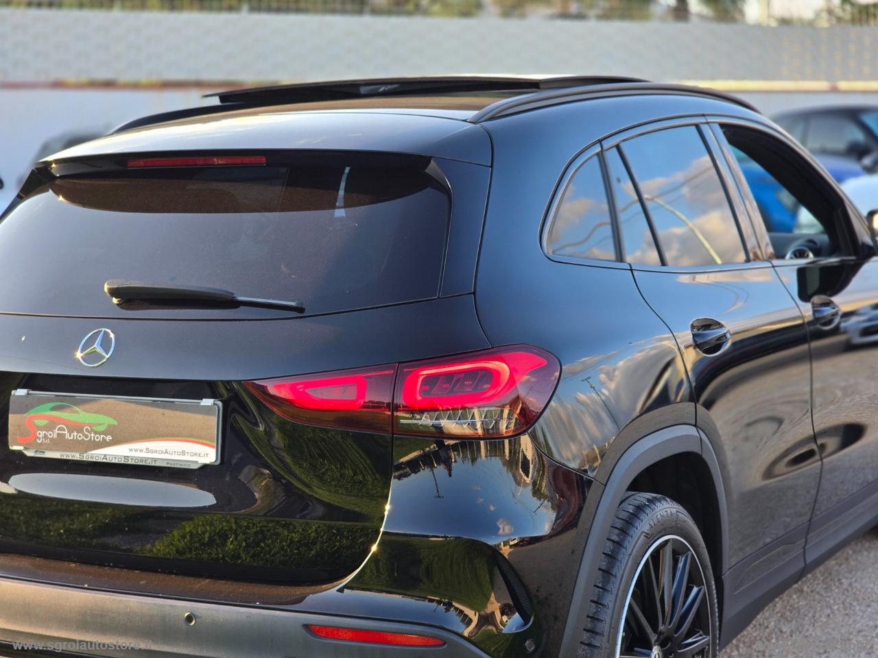 MERCEDES-BENZ GLA 220 d Automatic AMG Premium TETTUCCIO