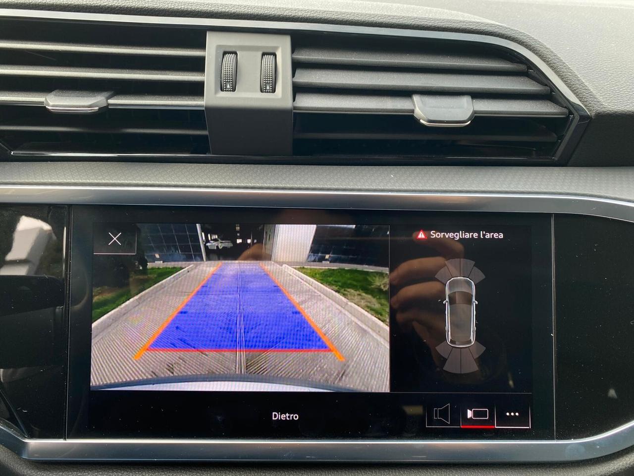 Audi Q3 35 TDI S tronic Business Advanced