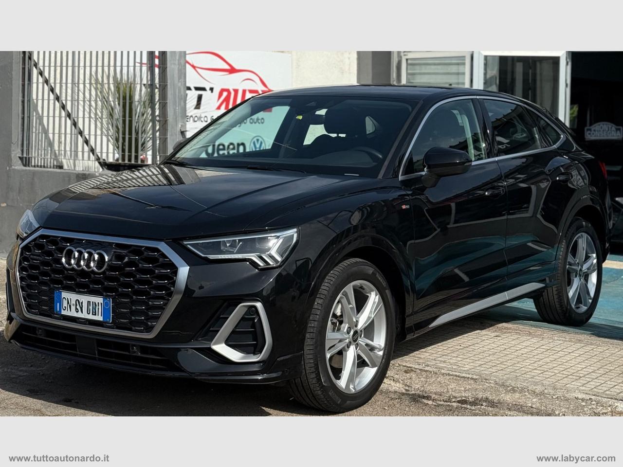 AUDI Q3 SPB 35 TDI quattro S tr. Ident. Black