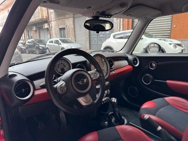 Mini Cooper D 1.6 16V D Pepper