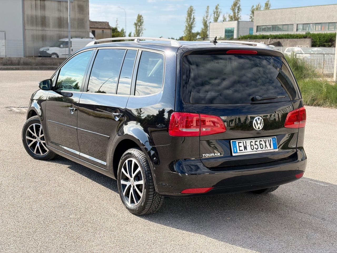 Volkswagen Touran 1.6 TDI 2014 7 posti