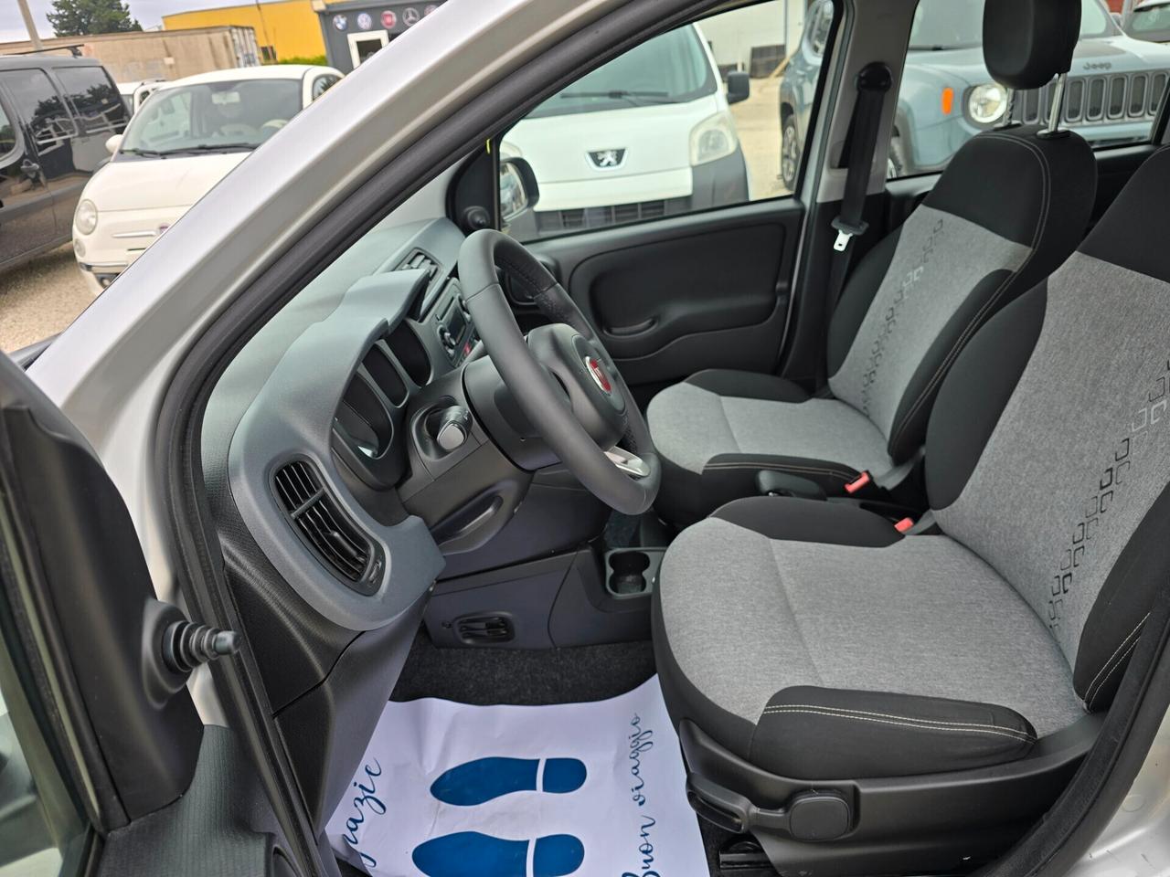 New panda Fiat Panda 1.2 Lounge
