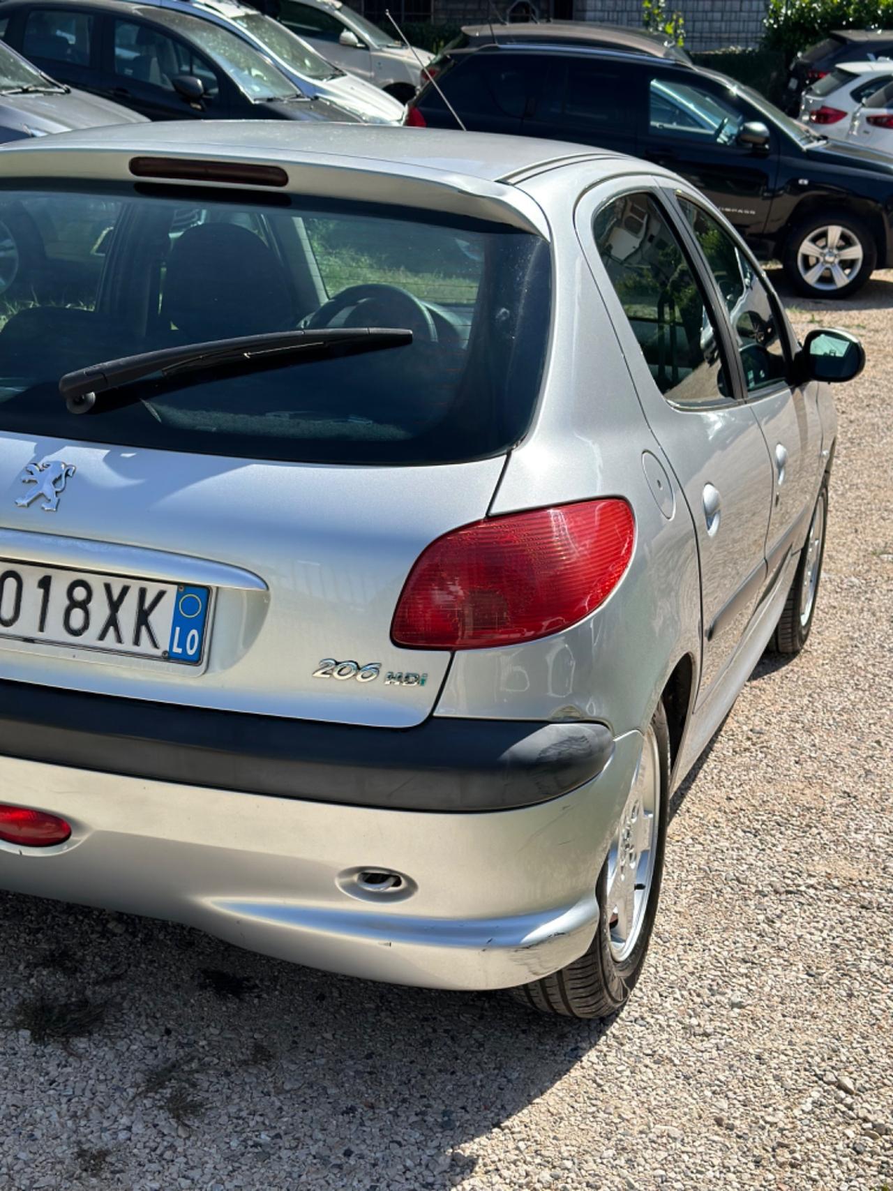 Peugeot 206 1.4 HDi 5p. LEE NEOPATENTATI