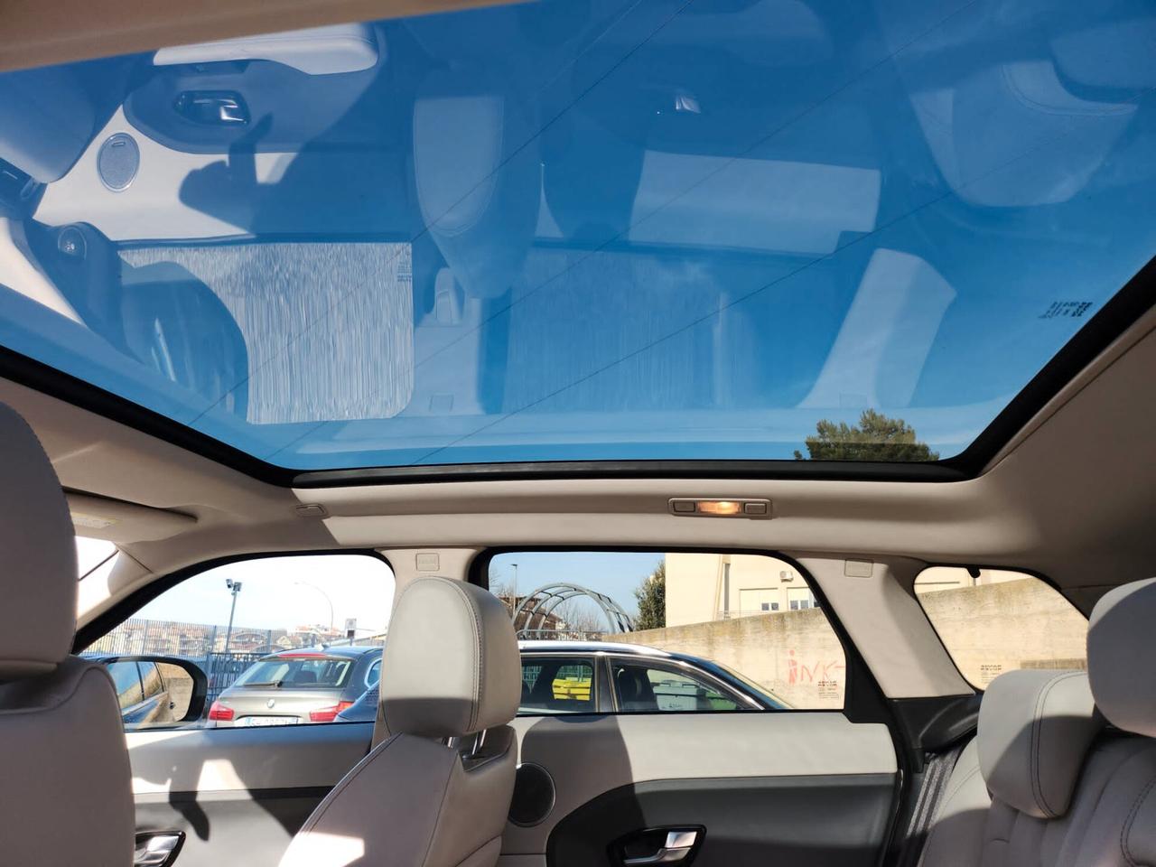 Land Rover Range Rover Evoque Range Rover Evoque 2.2 Sd4 5p. Prestige