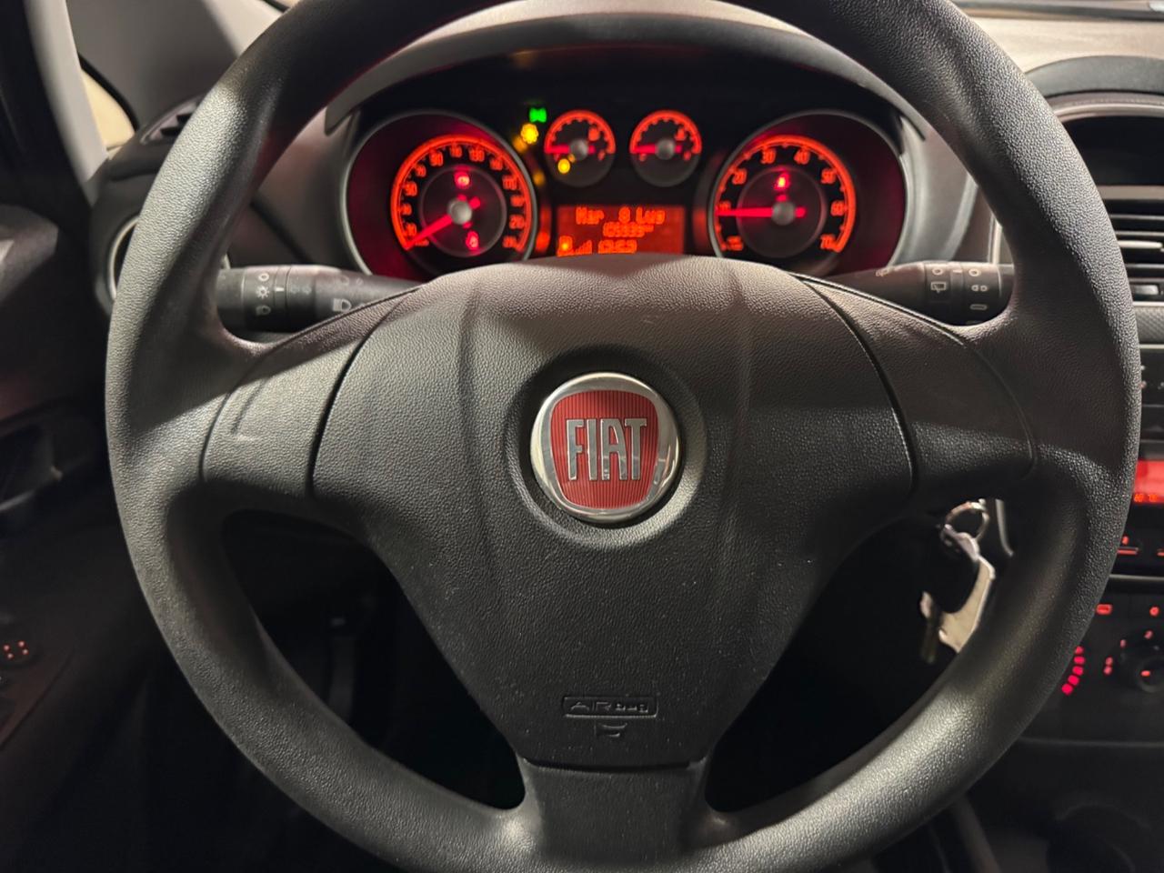 Fiat Punto 1.4 8V 5 porte Natural Power Street