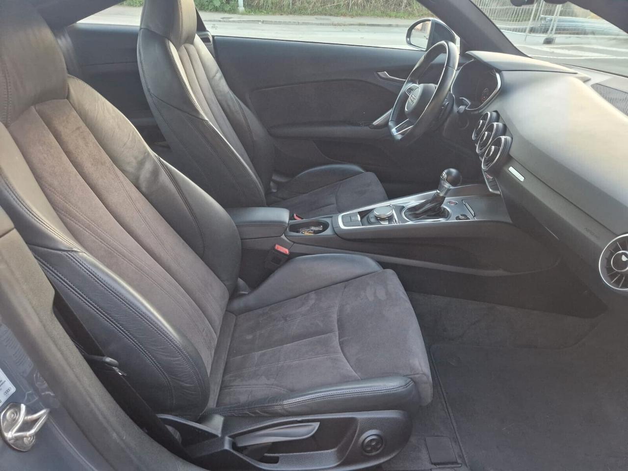 Audi TT Coupé 1.8 TFSI S tronic line