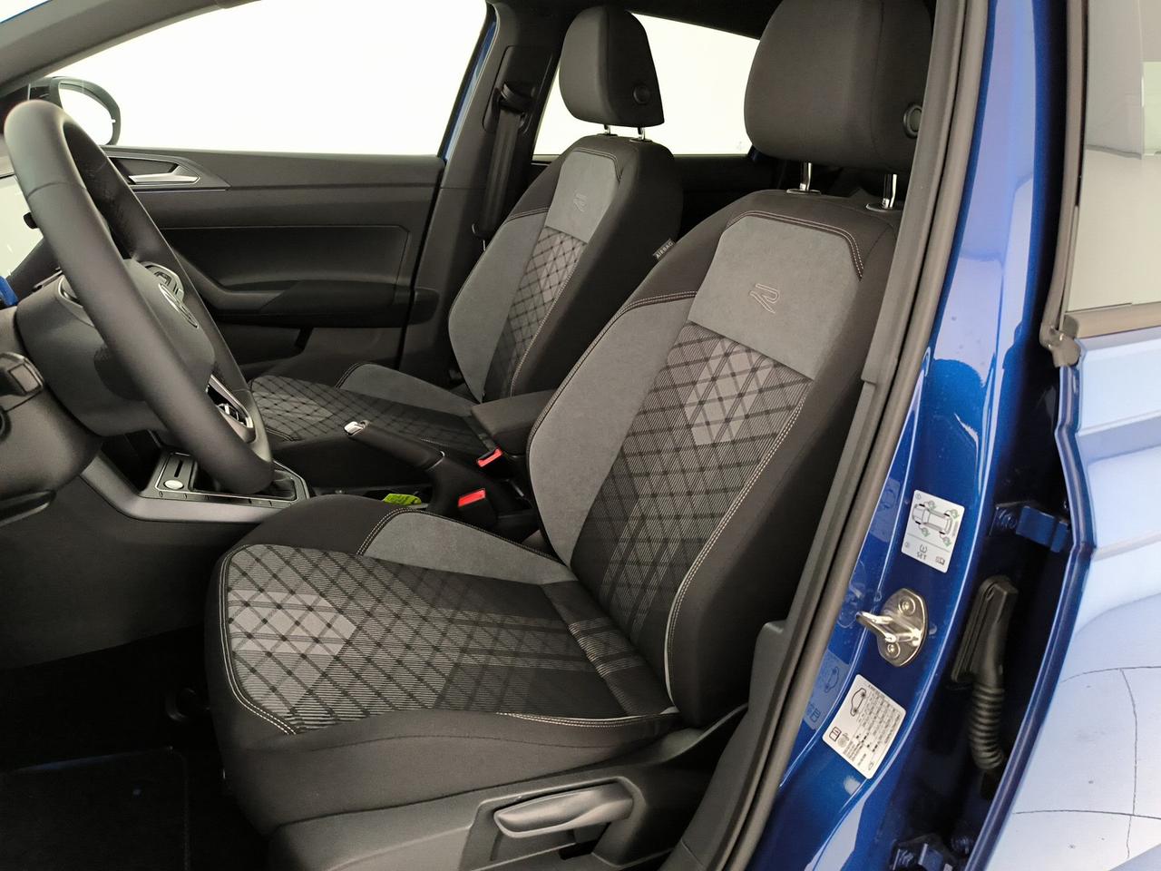 Volkswagen Taigo 1.0 tsi r-line plus 115cv