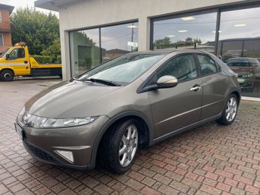 Honda Civic 1.8 i-VTEC 5p. Executive i-P