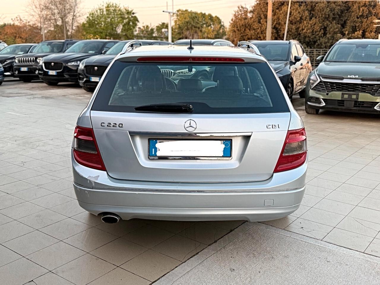 Mercedes-benz C 220 CDI BlueEFFICIENCY Avantgarde