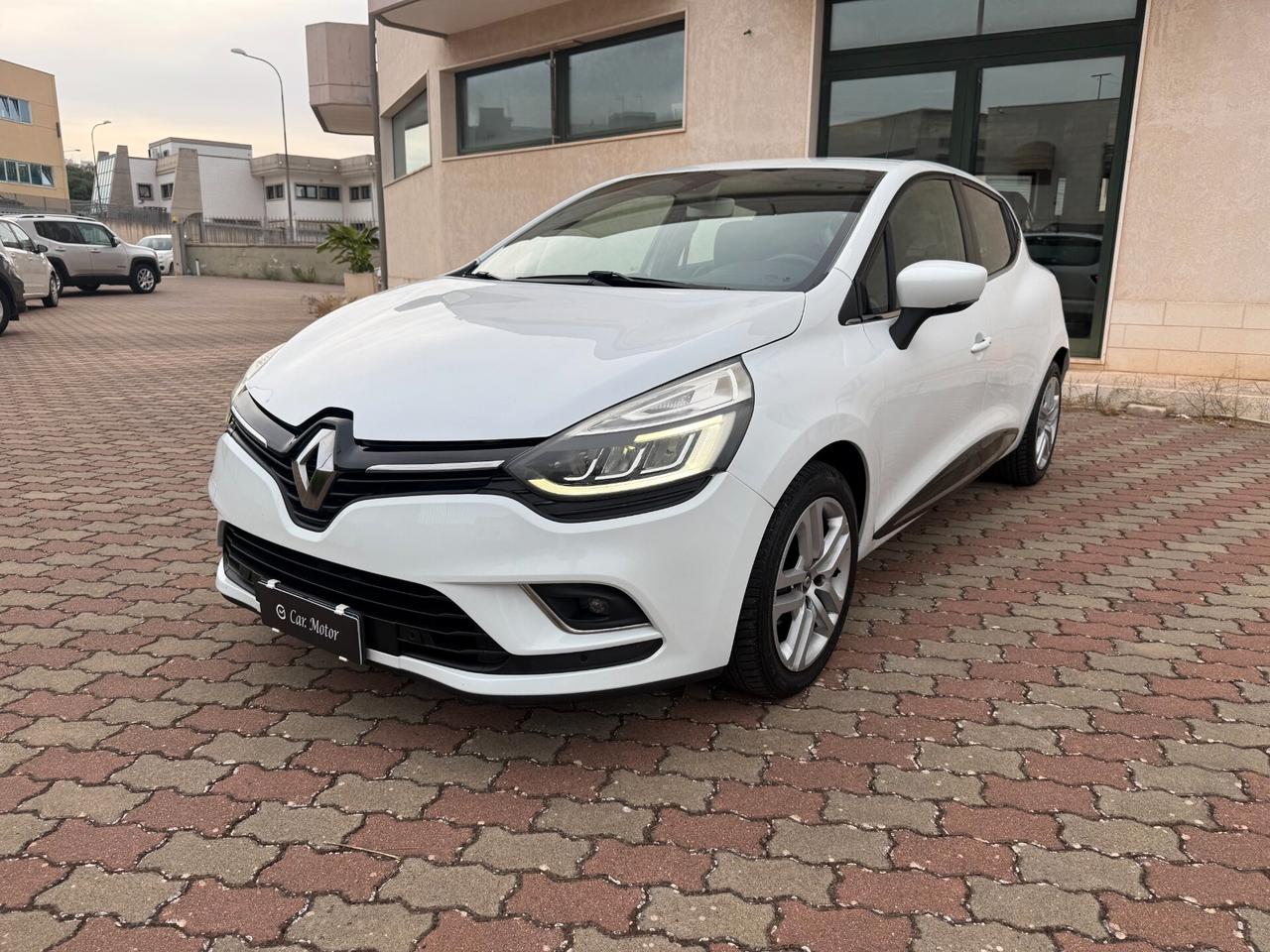 Renault Clio IV 2017 1.5 dci energy Intens 75cv FullLed Navi RetroCam Pelle