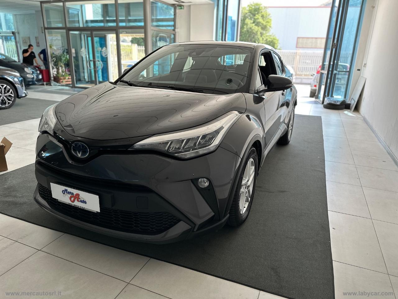 TOYOTA C-HR 1.8 Hybrid E-CVT Active